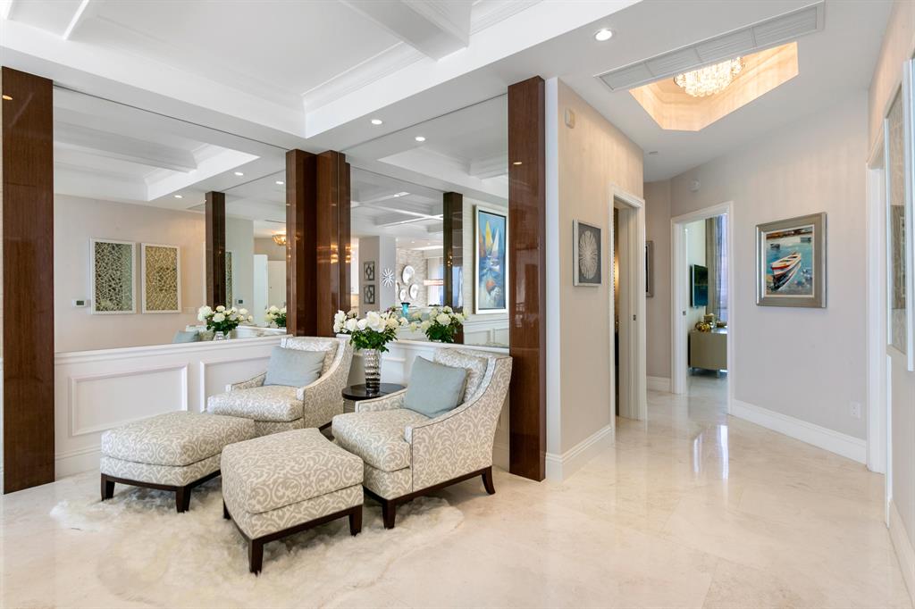 Ritz Carlton Residences - Residential