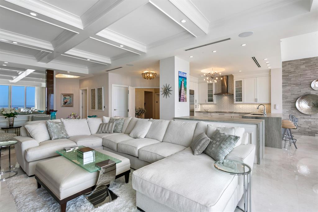 Ritz Carlton Residences - Residential