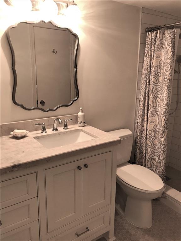 HILLSBORO LE BARON CONDO - Residential Lease