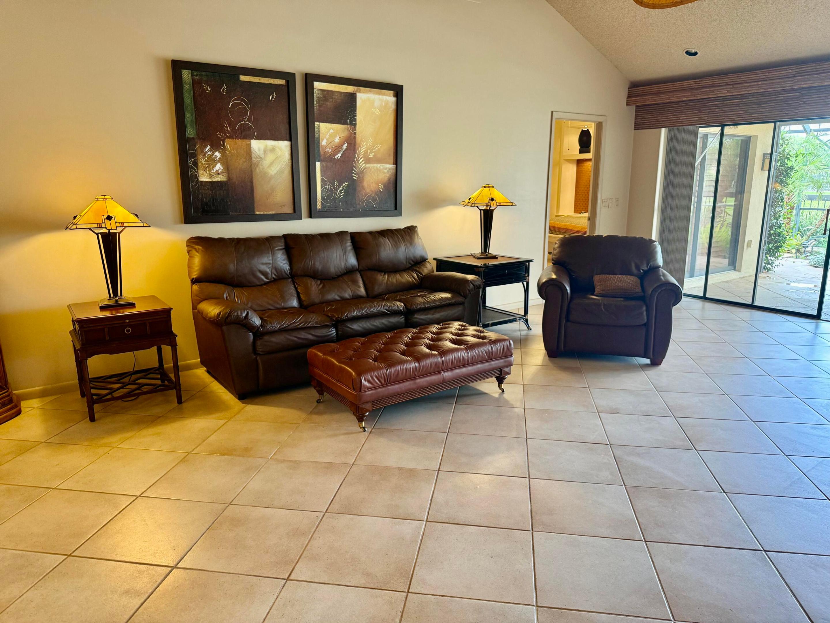 232 E River Park Drive