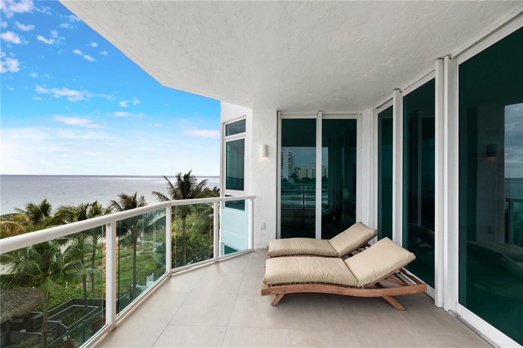 CRISTELLE CAY - Residential