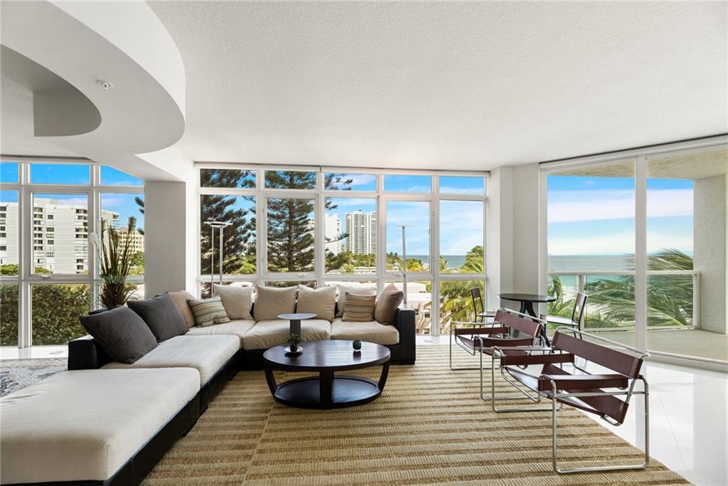 CRISTELLE CAY - Residential