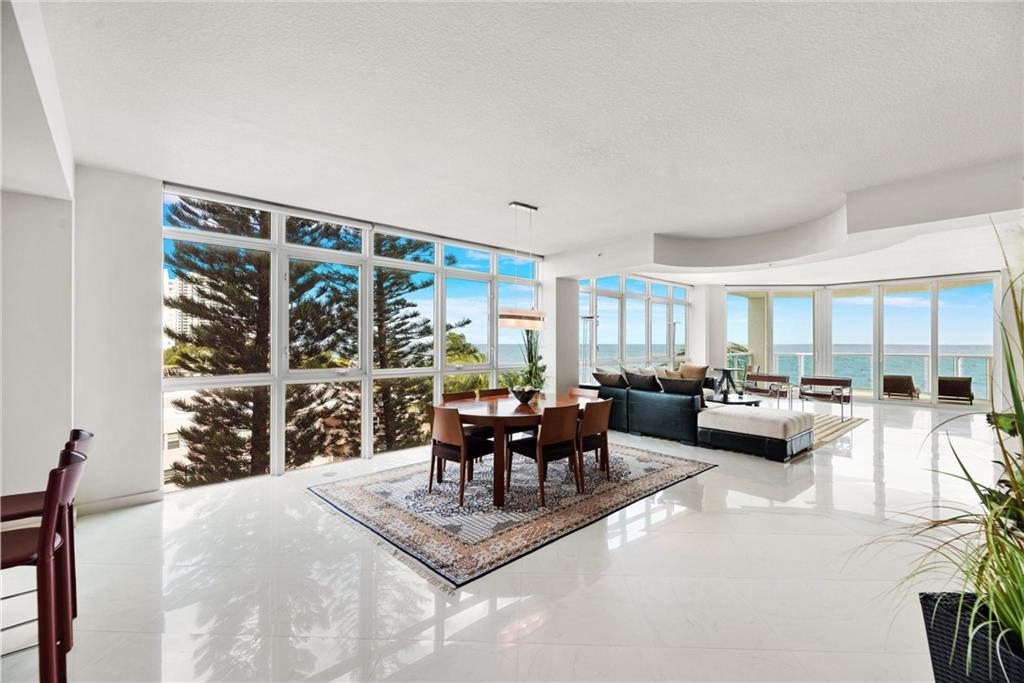CRISTELLE CAY - Residential