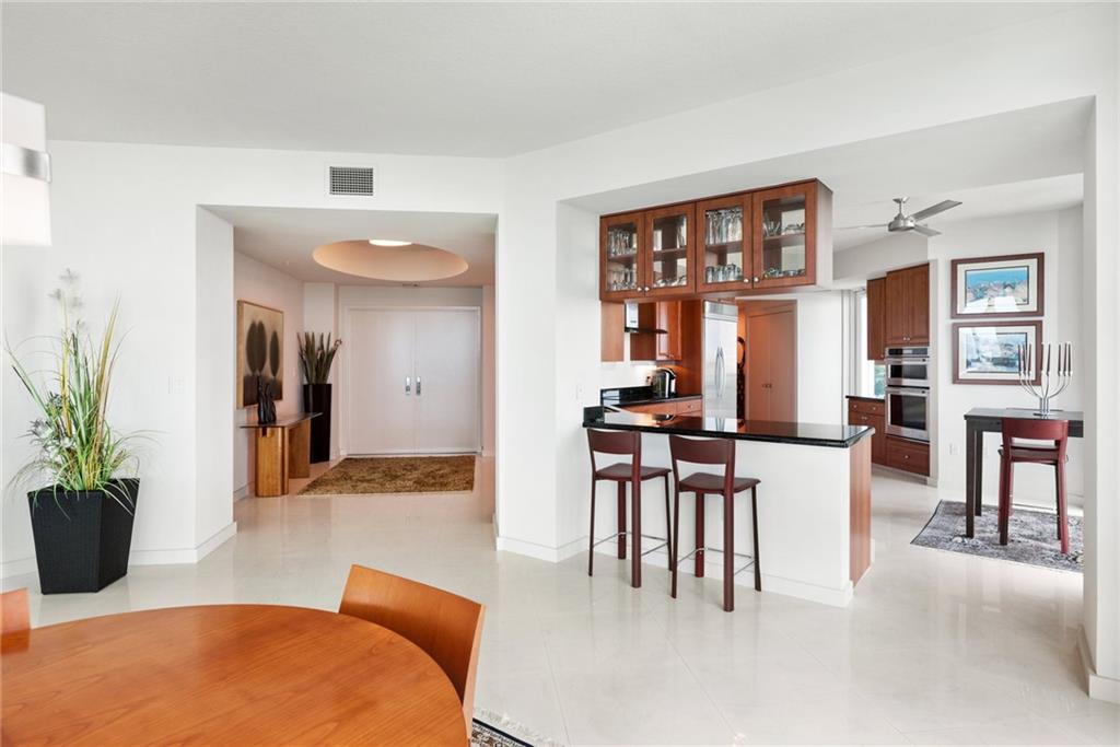 CRISTELLE CAY - Residential