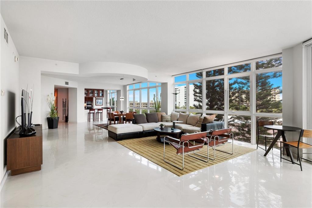 CRISTELLE CAY - Residential
