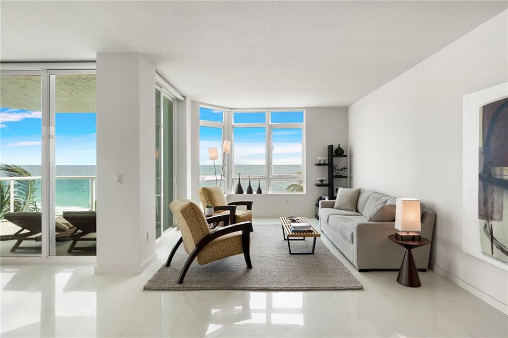 CRISTELLE CAY - Residential