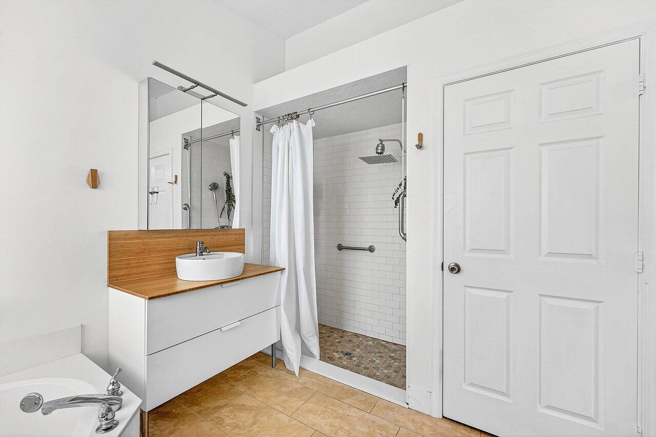 RIVER BRIDGE PAR 3A - Residential