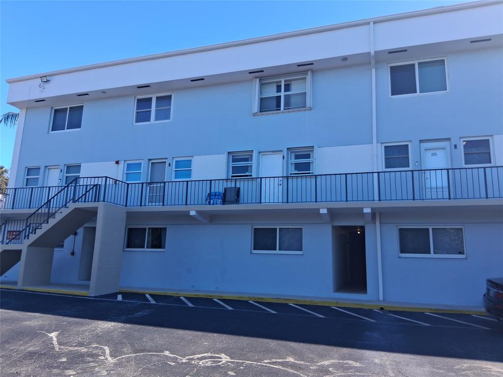 505 DEERFIELD CONDO - Residential Lease