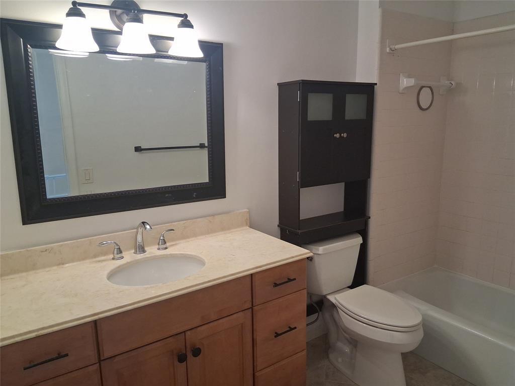 505 DEERFIELD CONDO - Residential Lease