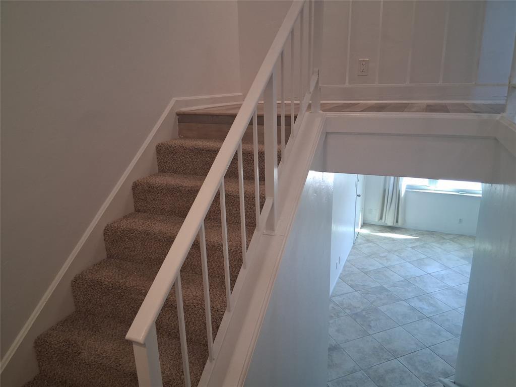 505 DEERFIELD CONDO - Residential Lease