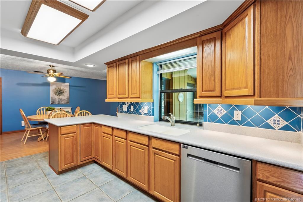 CANOE CREEK - Residential