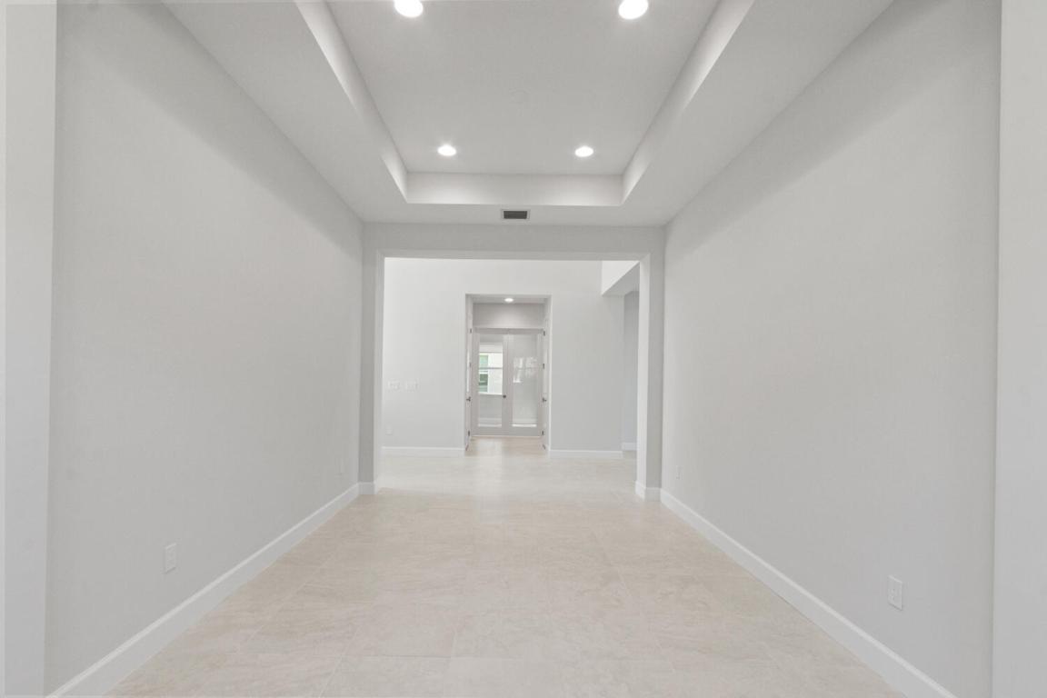 ORCHARDS OF WESTLAKE PHASE 1 - Residential Lease