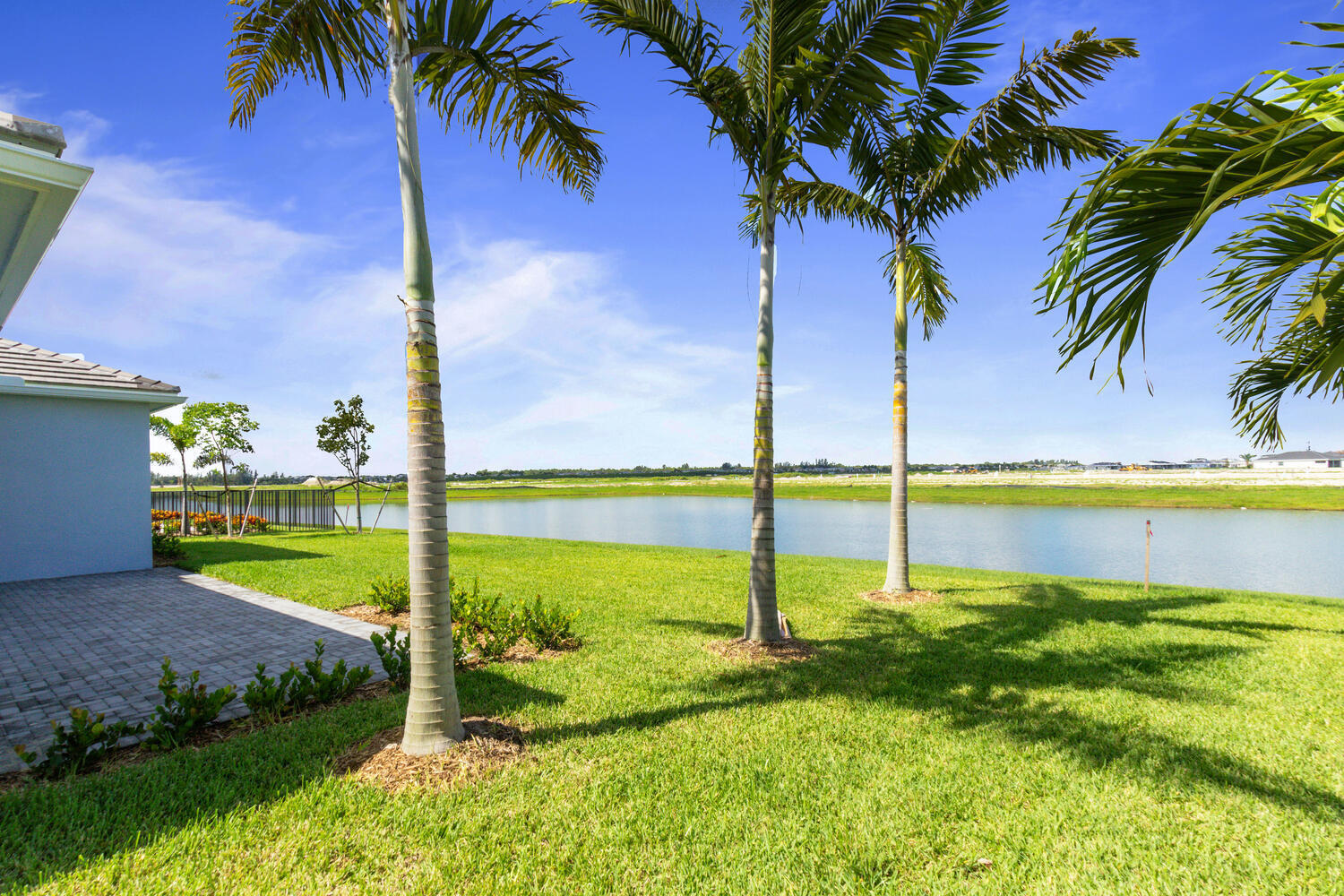 ORCHARDS OF WESTLAKE PHASE 1 - Residential Lease