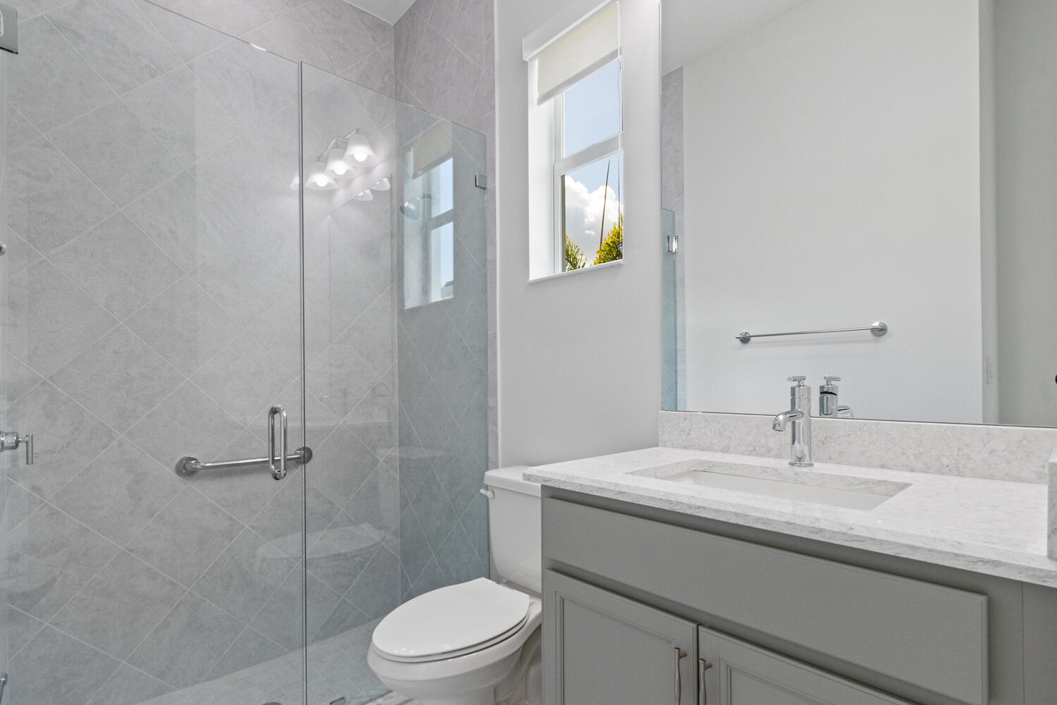 ORCHARDS OF WESTLAKE PHASE 1 - Residential Lease