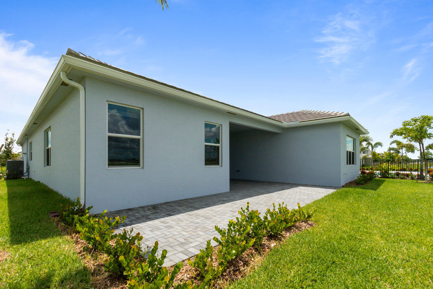 ORCHARDS OF WESTLAKE PHASE 1 - Residential Lease