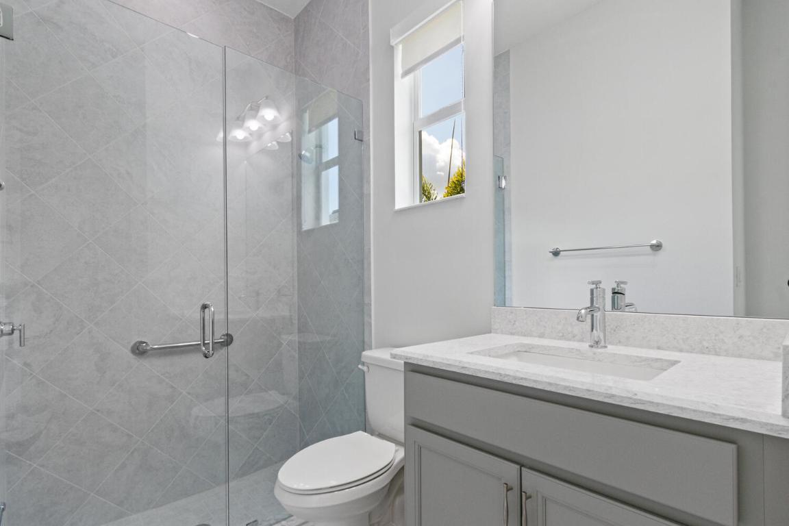 ORCHARDS OF WESTLAKE PHASE 1 - Residential Lease