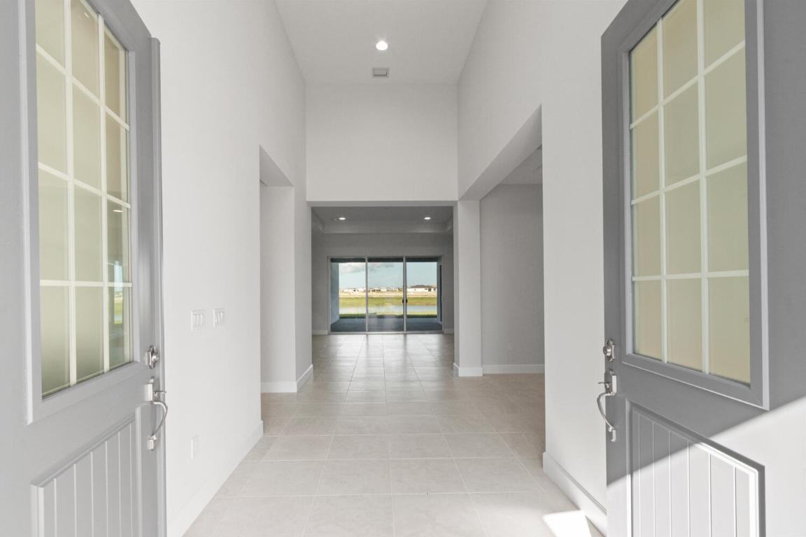 ORCHARDS OF WESTLAKE PHASE 1 - Residential Lease