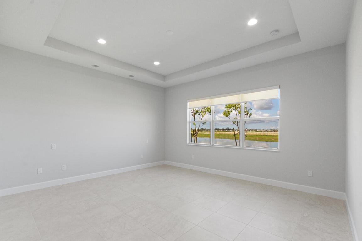 ORCHARDS OF WESTLAKE PHASE 1 - Residential Lease