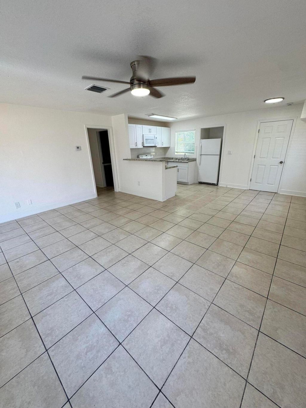 Photo of 814 39th Street, West Palm Beach, FL 33407 (MLS # B26006126)