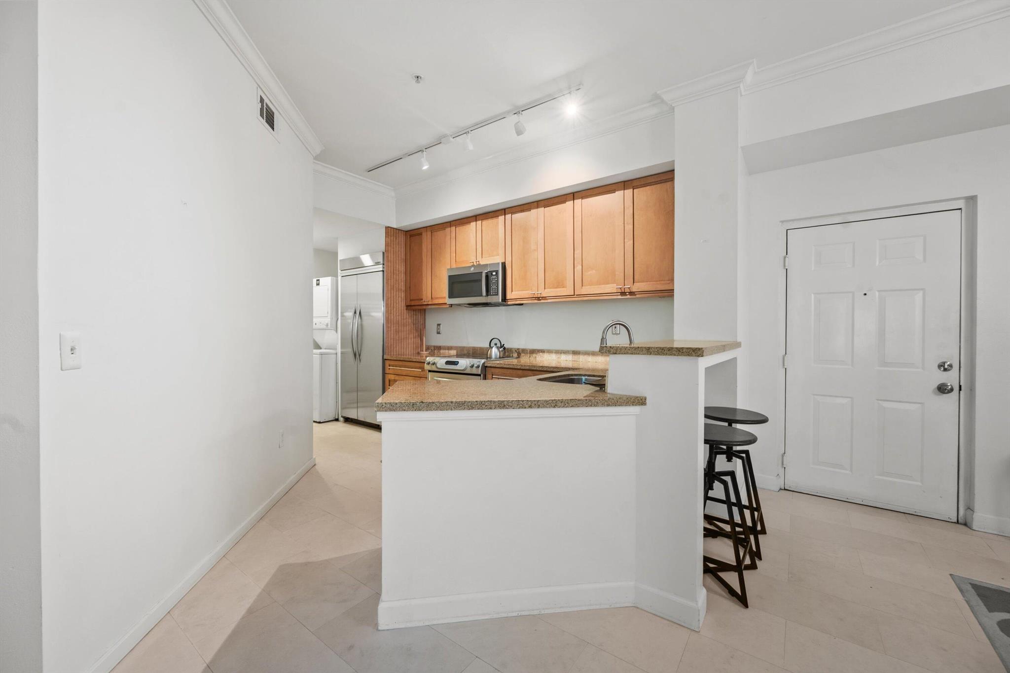 ST ANDREWS AT POLO CLUB C - Residential Lease