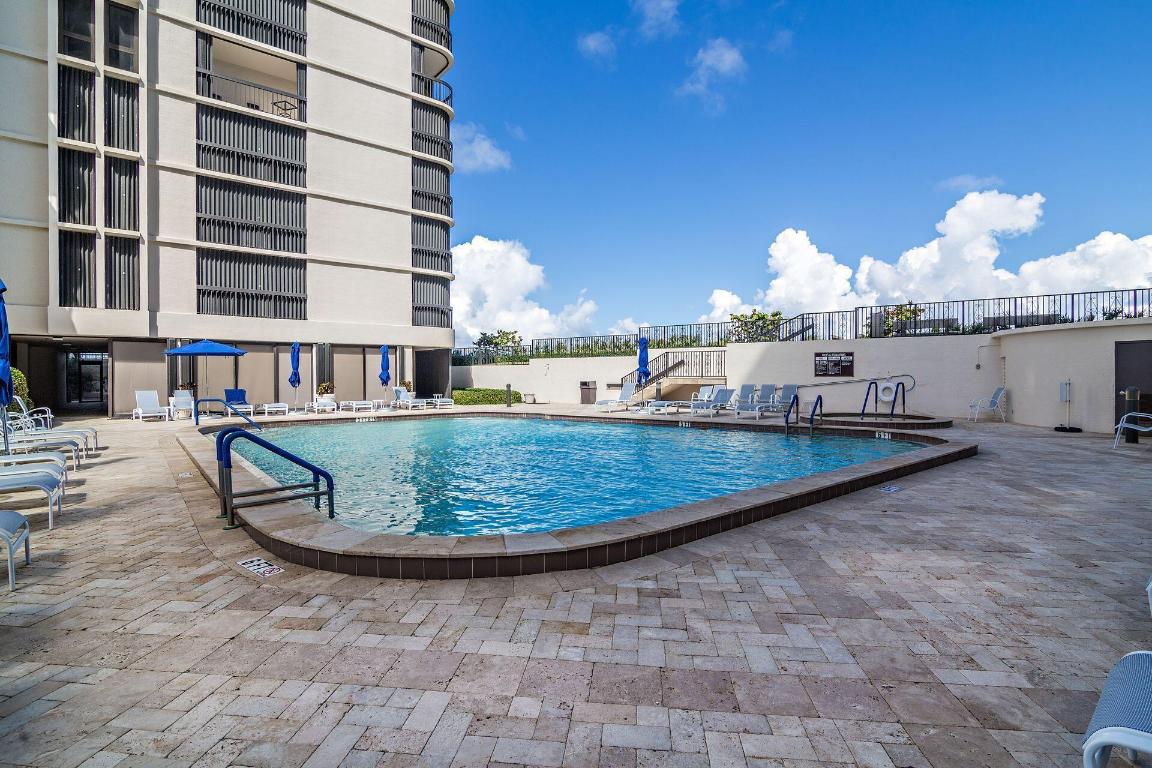 EASTPOINTE CONDO - Residential