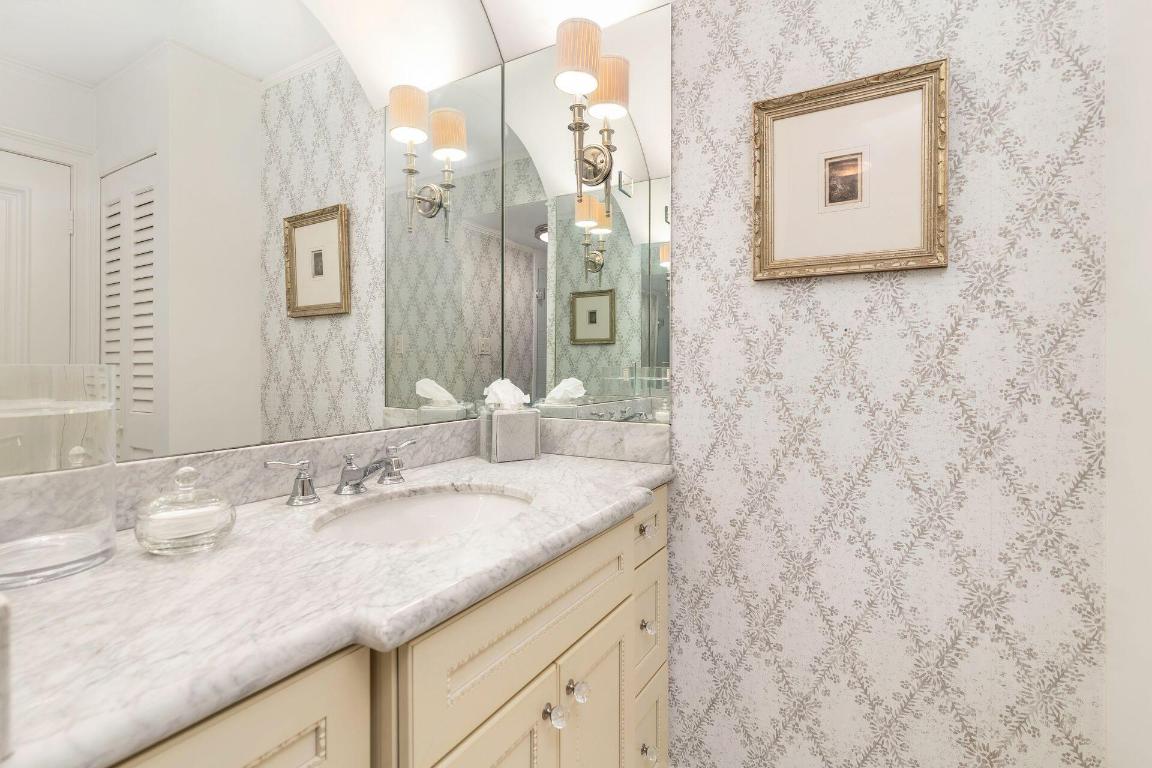 EASTPOINTE CONDO - Residential