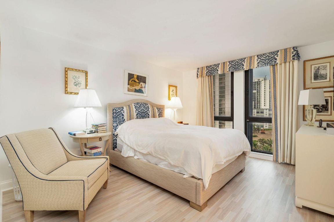 EASTPOINTE CONDO - Residential