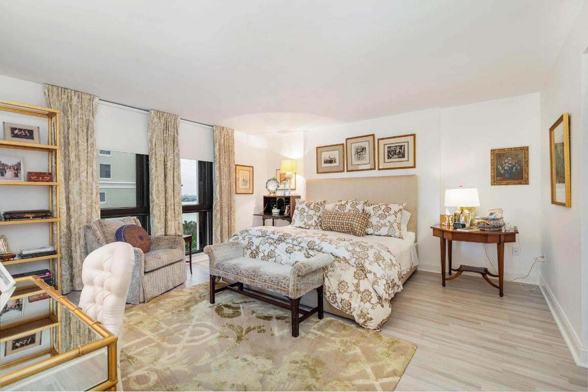 EASTPOINTE CONDO - Residential