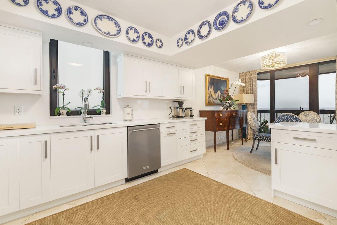 EASTPOINTE CONDO - Residential