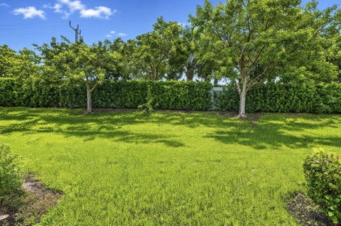 Tiny photo for 4416 Appleton Circle E, Oakland Park, FL 33309 (MLS # B26076879)
