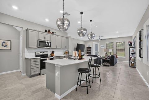 Tiny photo for 4416 Appleton Circle E, Oakland Park, FL 33309 (MLS # B26076879)