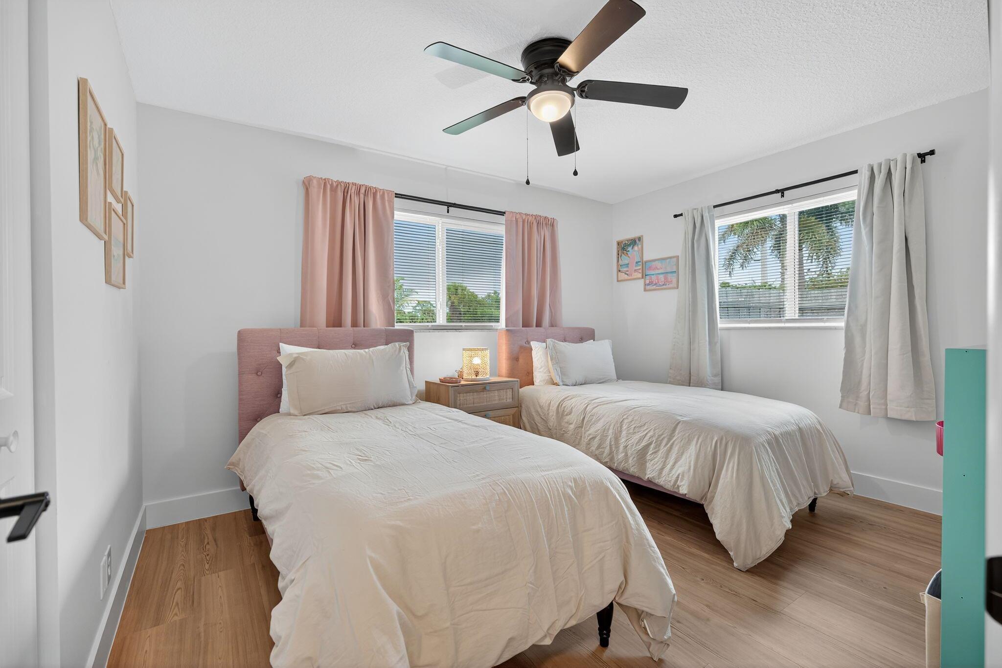 JUNO ISLES 3 - Residential