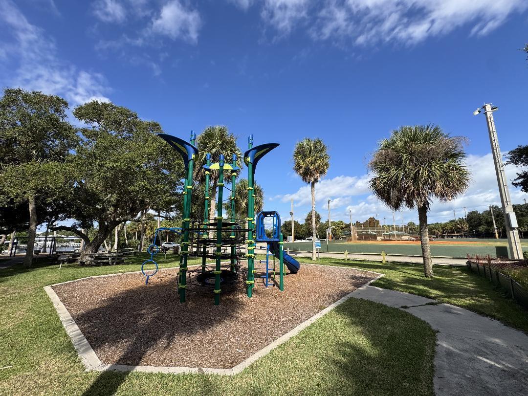 JUNO ISLES 3 - Residential
