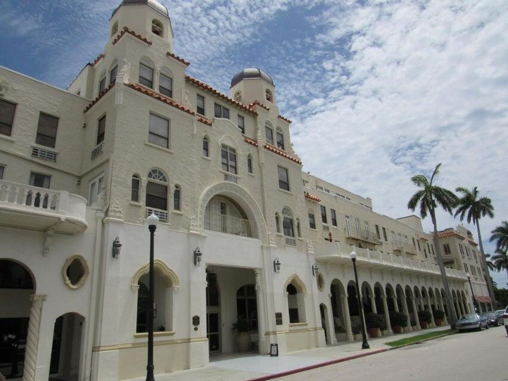 Photo of 235 Sunrise Avenue #3215, Palm Beach, FL 33480 (MLS # R11016548)