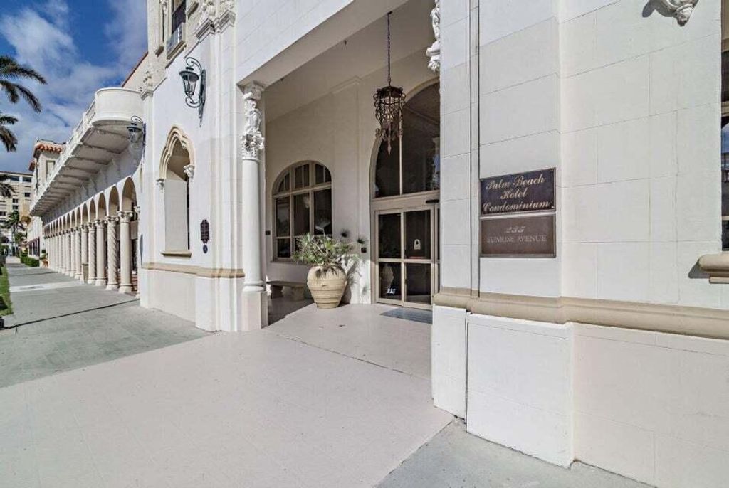 Photo of 235 Sunrise Avenue #3215, Palm Beach, FL 33480 (MLS # R11016548)