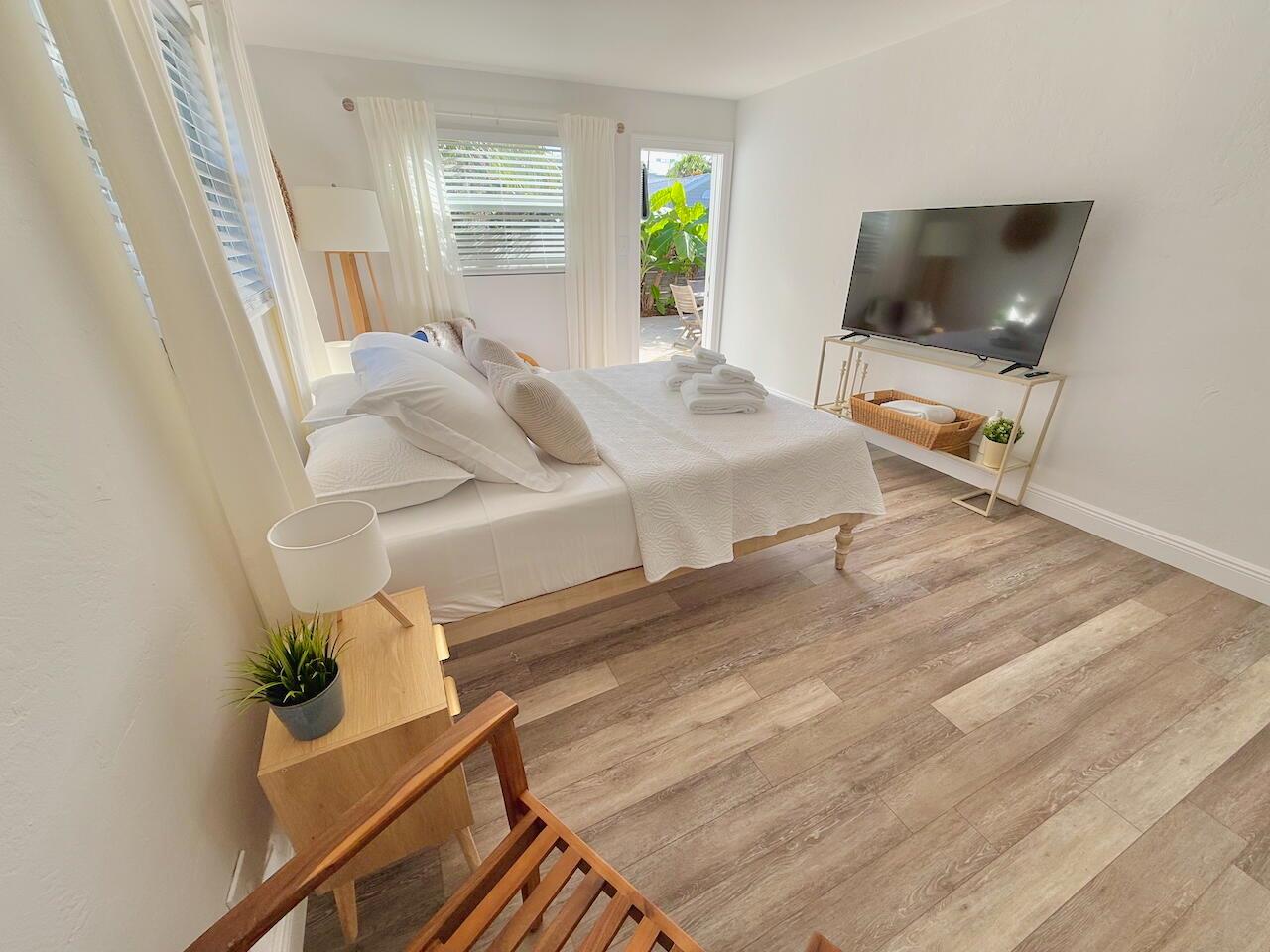 DELRAY TOWN OF - Residential Lease