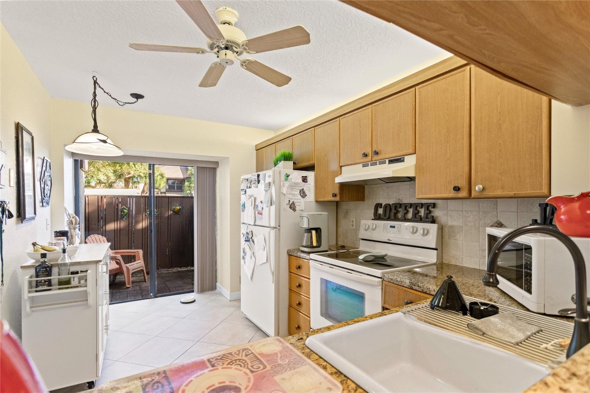 BAYWOOD VILLAGE III-A - Residential