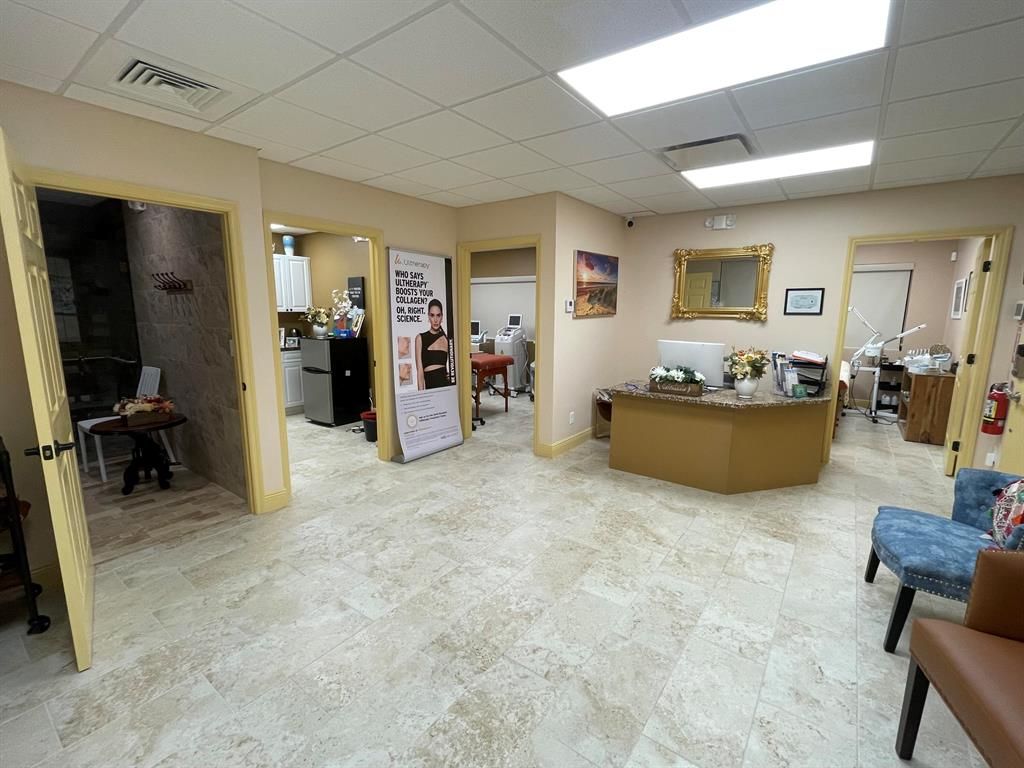 Photo of 10625 N Military Trail #101, Palm Beach Gardens, FL 33410 (MLS # R10863513)