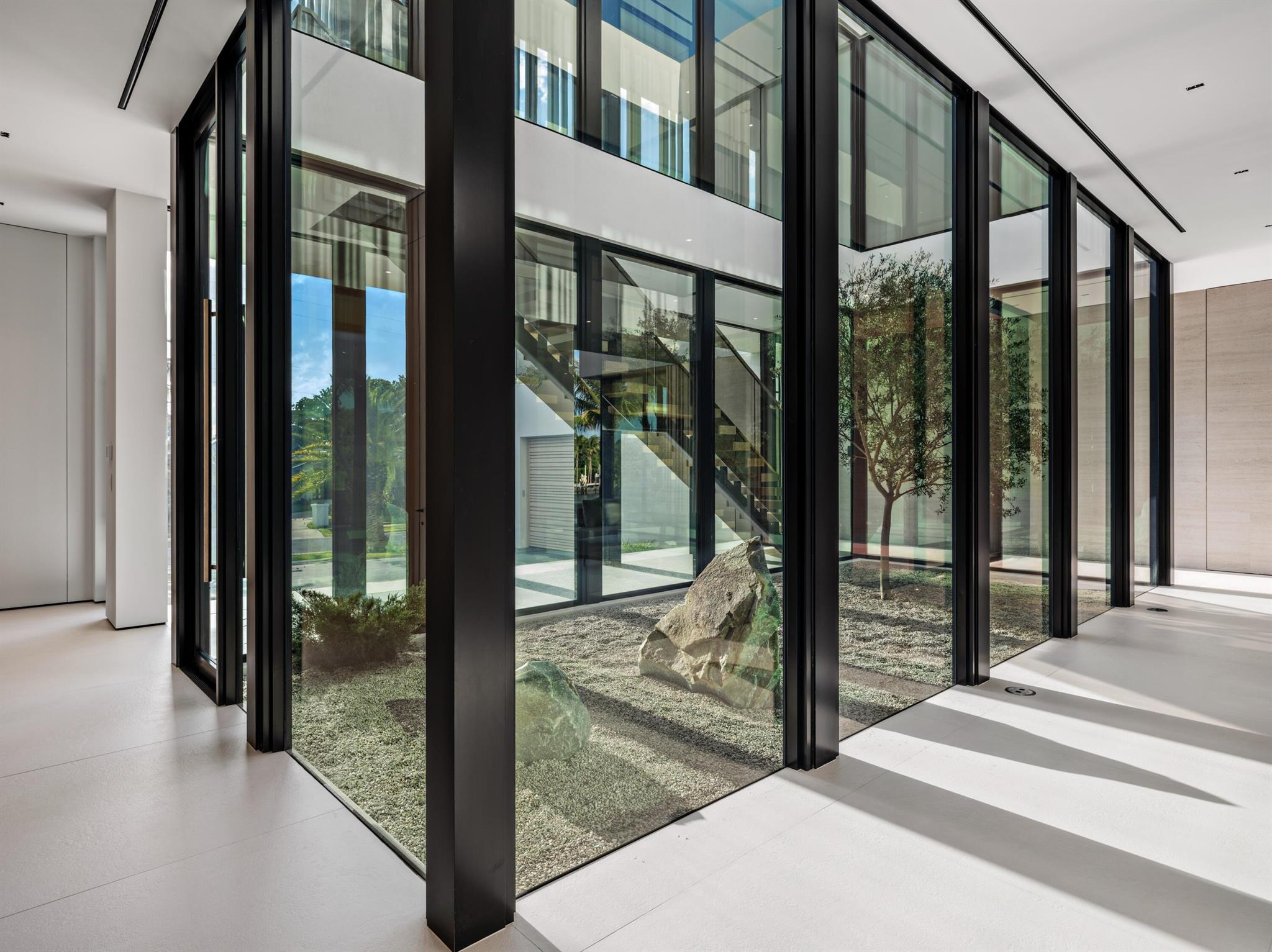 POINT MANALAPAN 1 - Residential