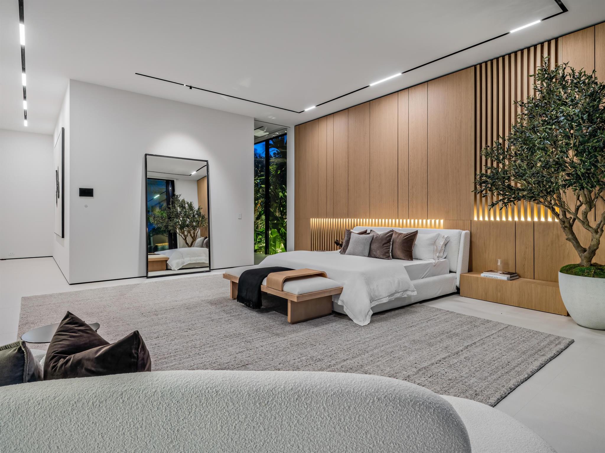 POINT MANALAPAN 1 - Residential