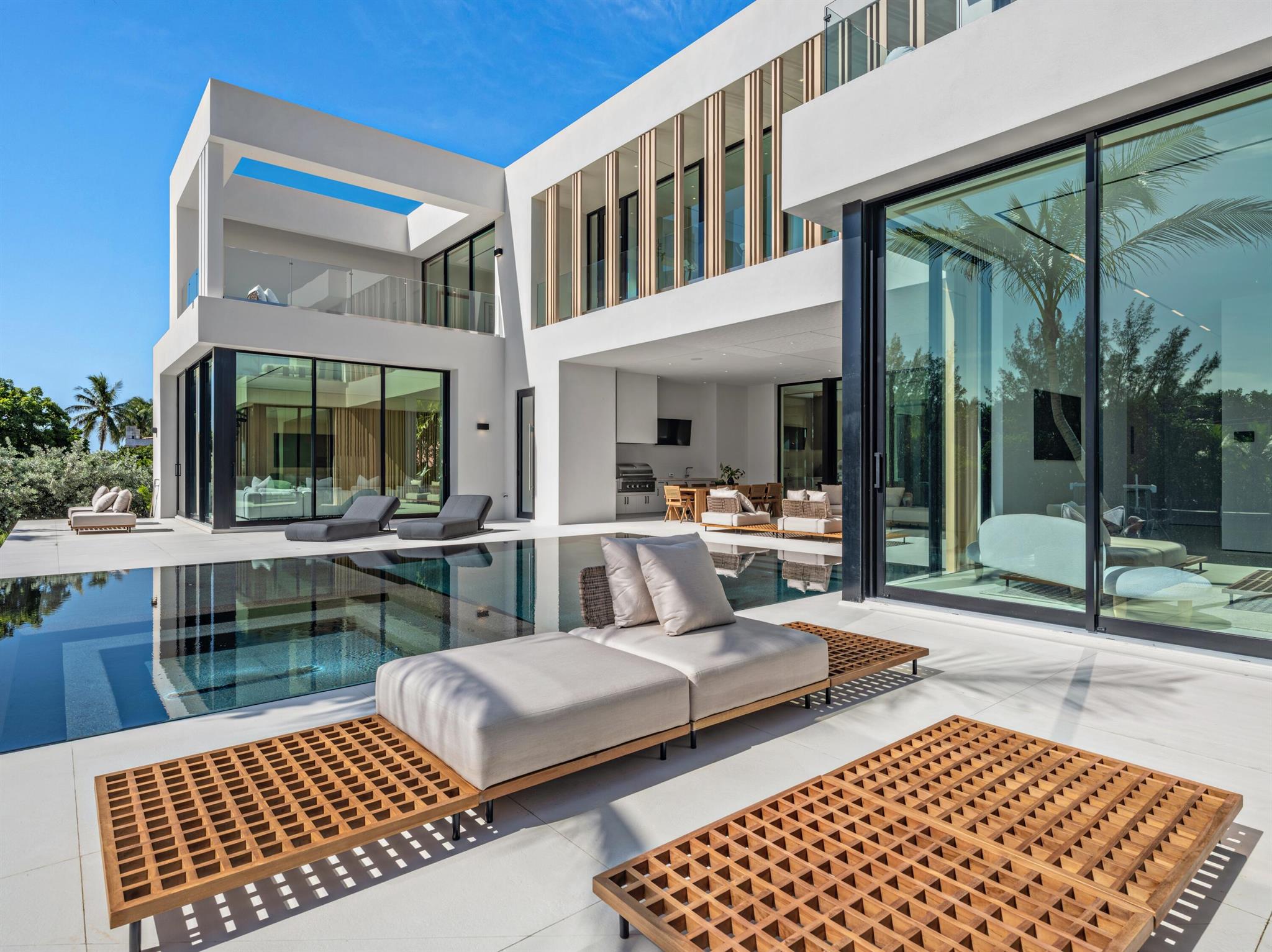 POINT MANALAPAN 1 - Residential