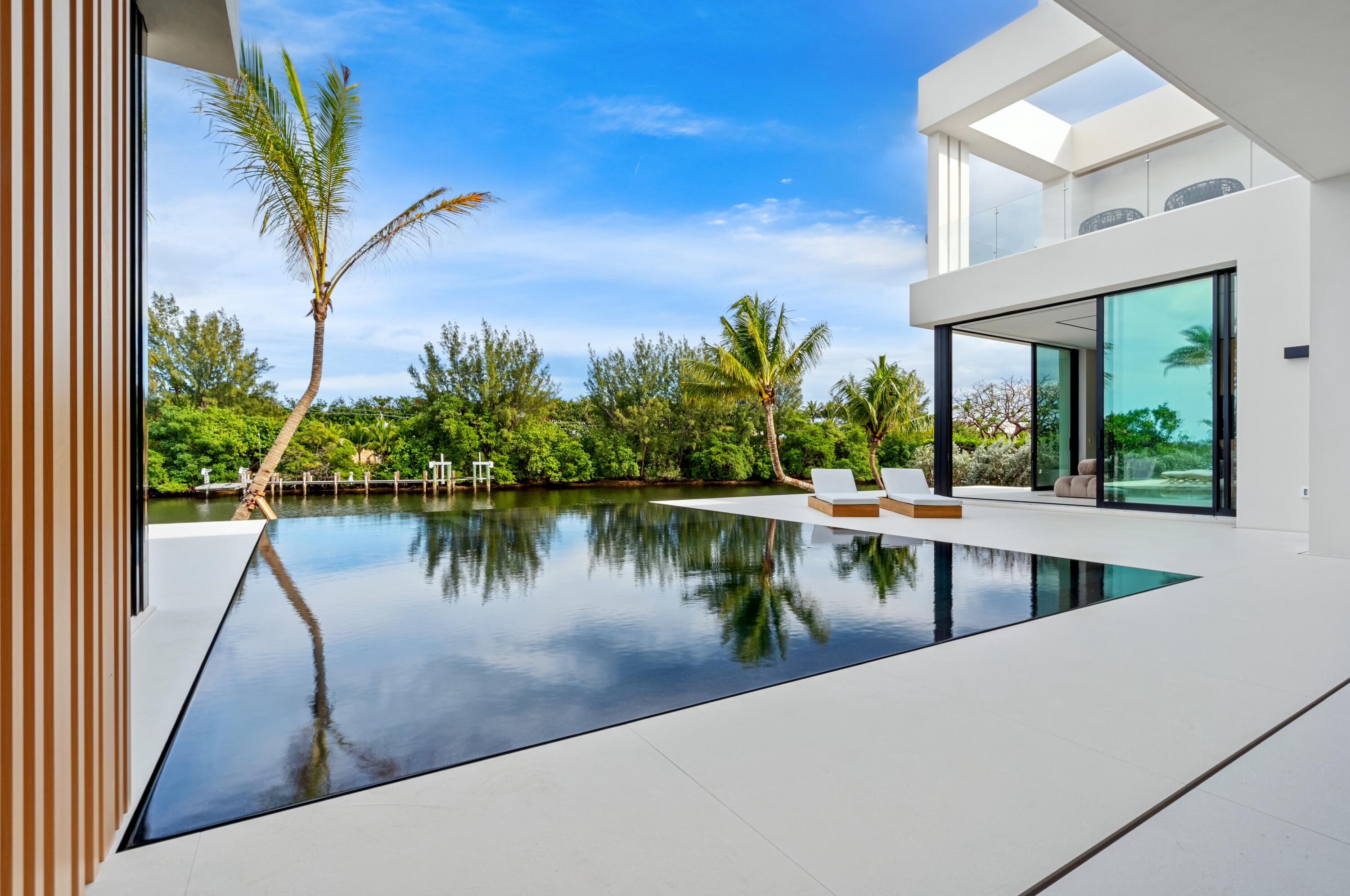 35 Spoonbill Road