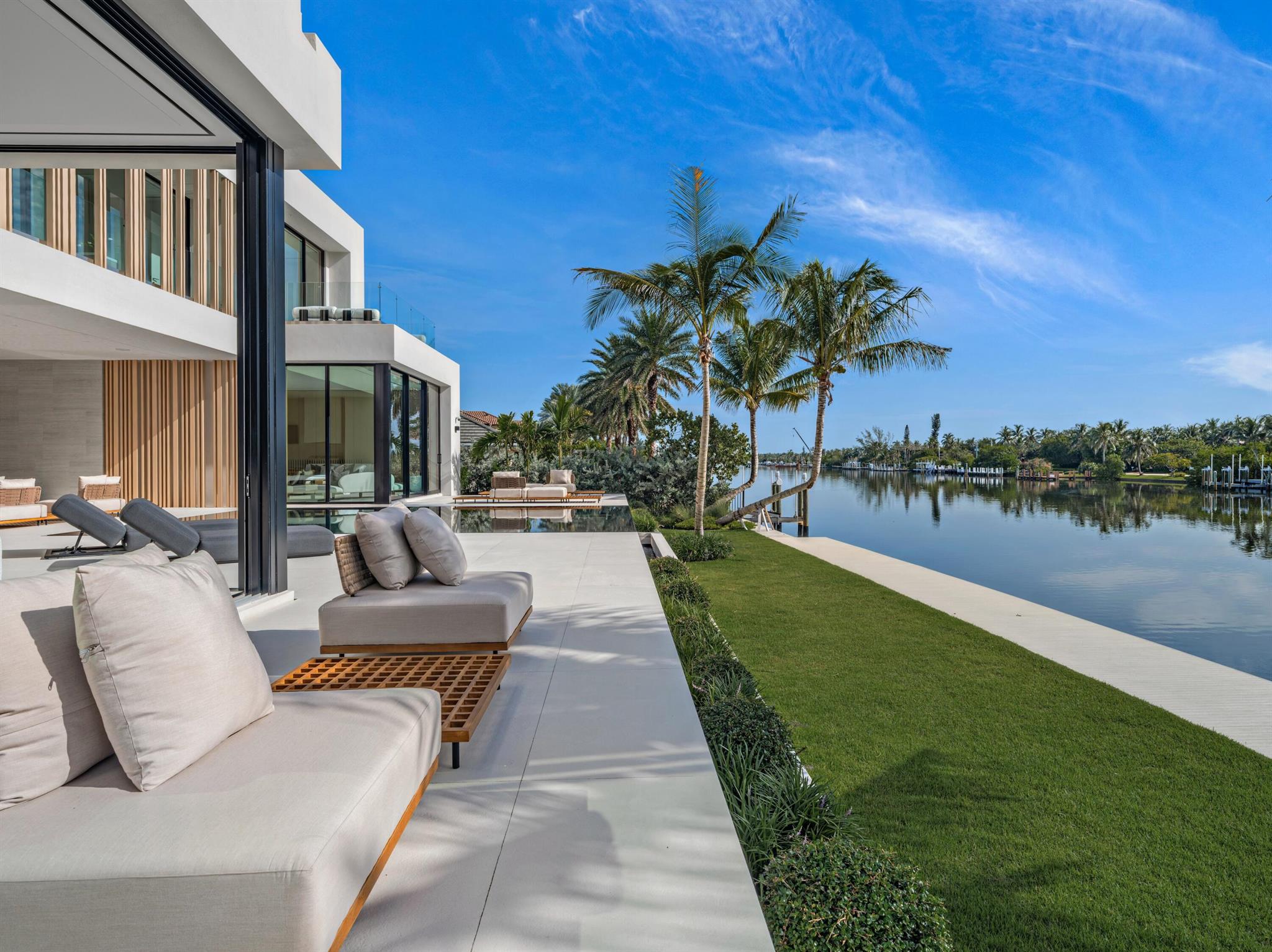 POINT MANALAPAN 1 - Residential