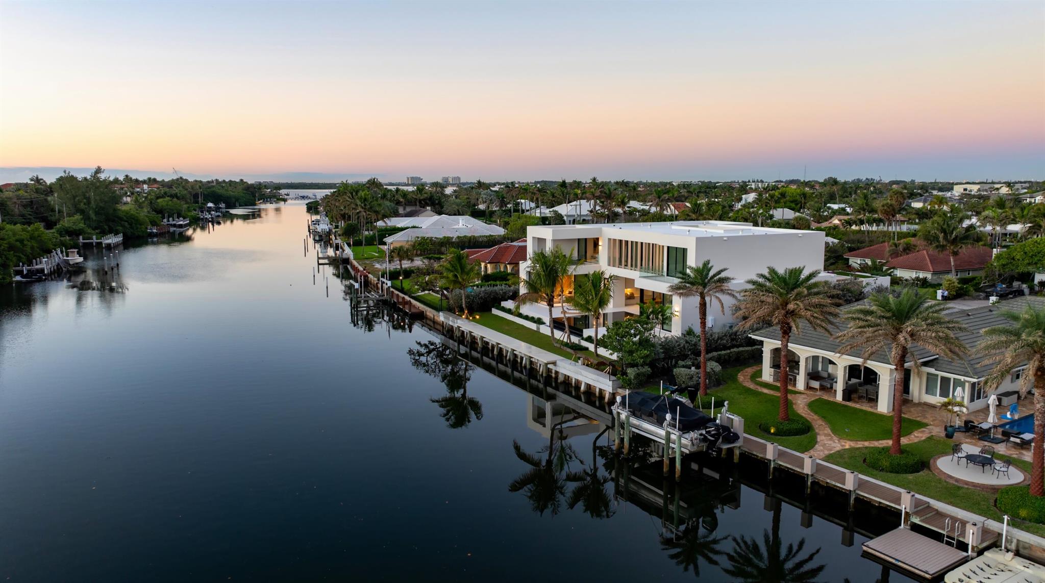 35 Spoonbill Road