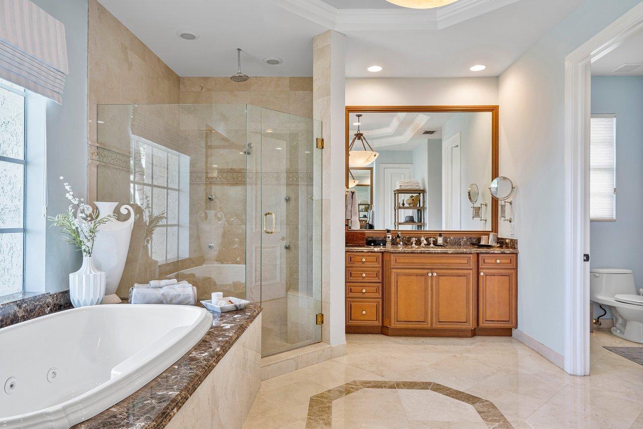 TROPIC ISLE - Residential