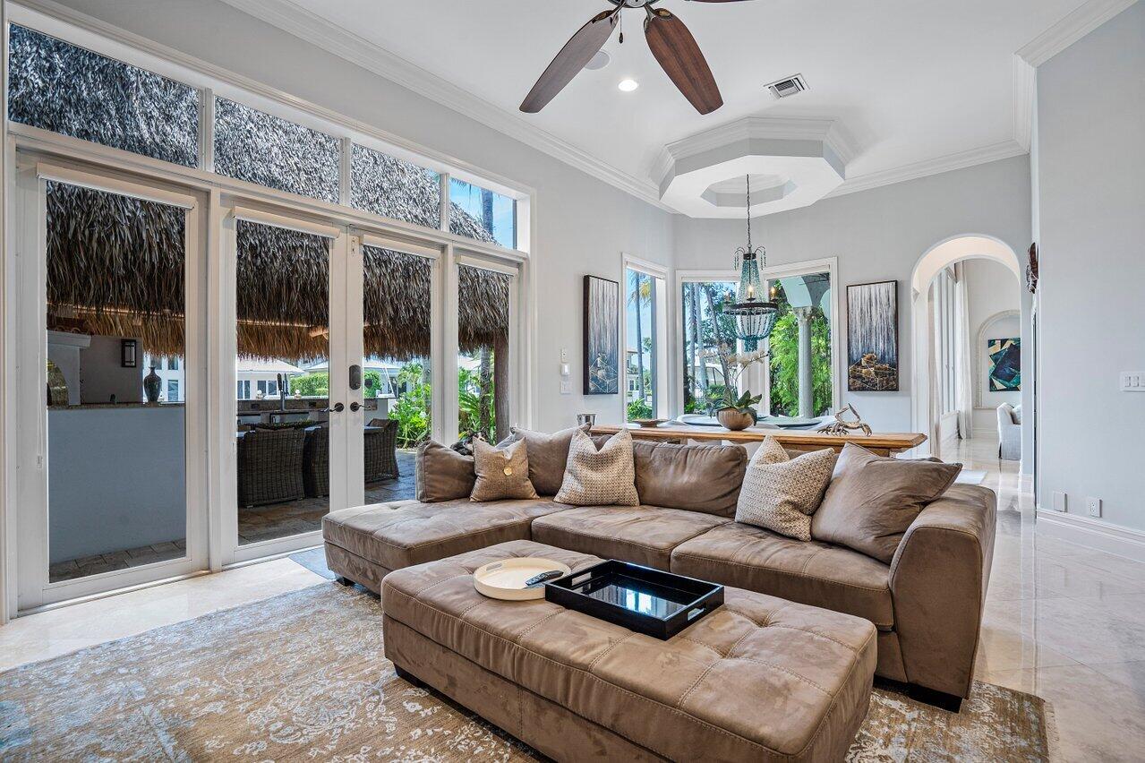 TROPIC ISLE - Residential