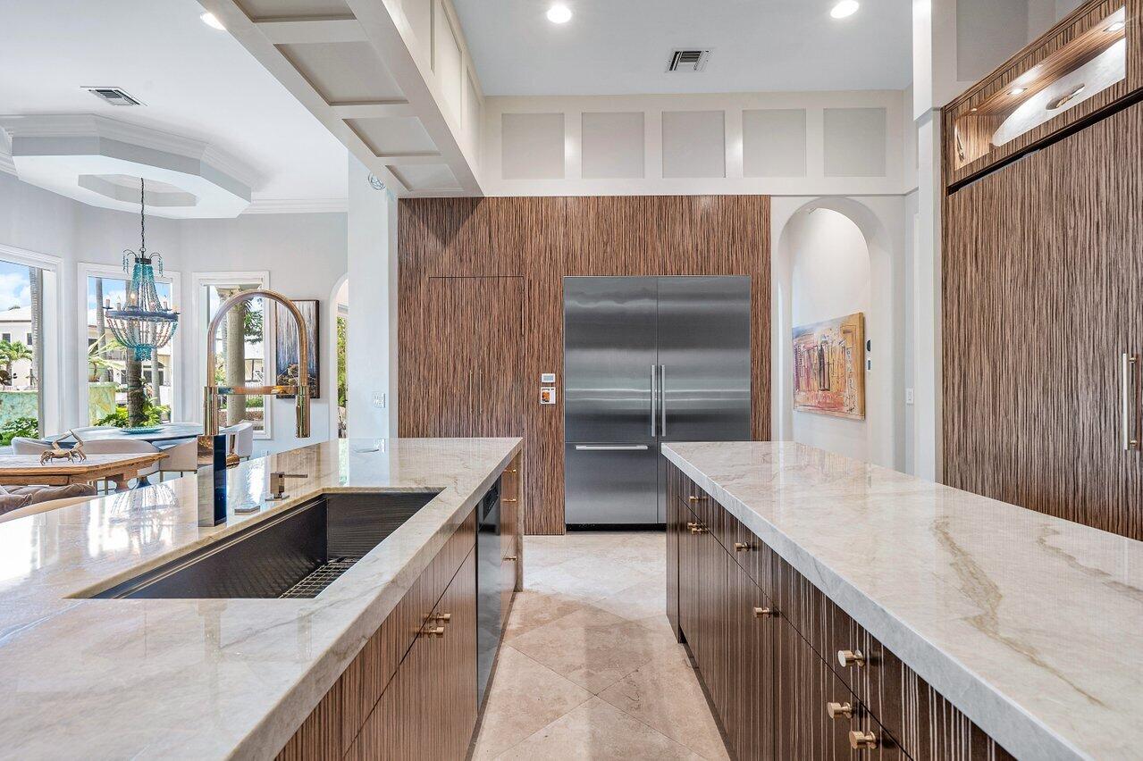 TROPIC ISLE - Residential