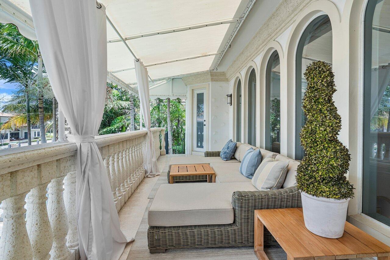 TROPIC ISLE - Residential