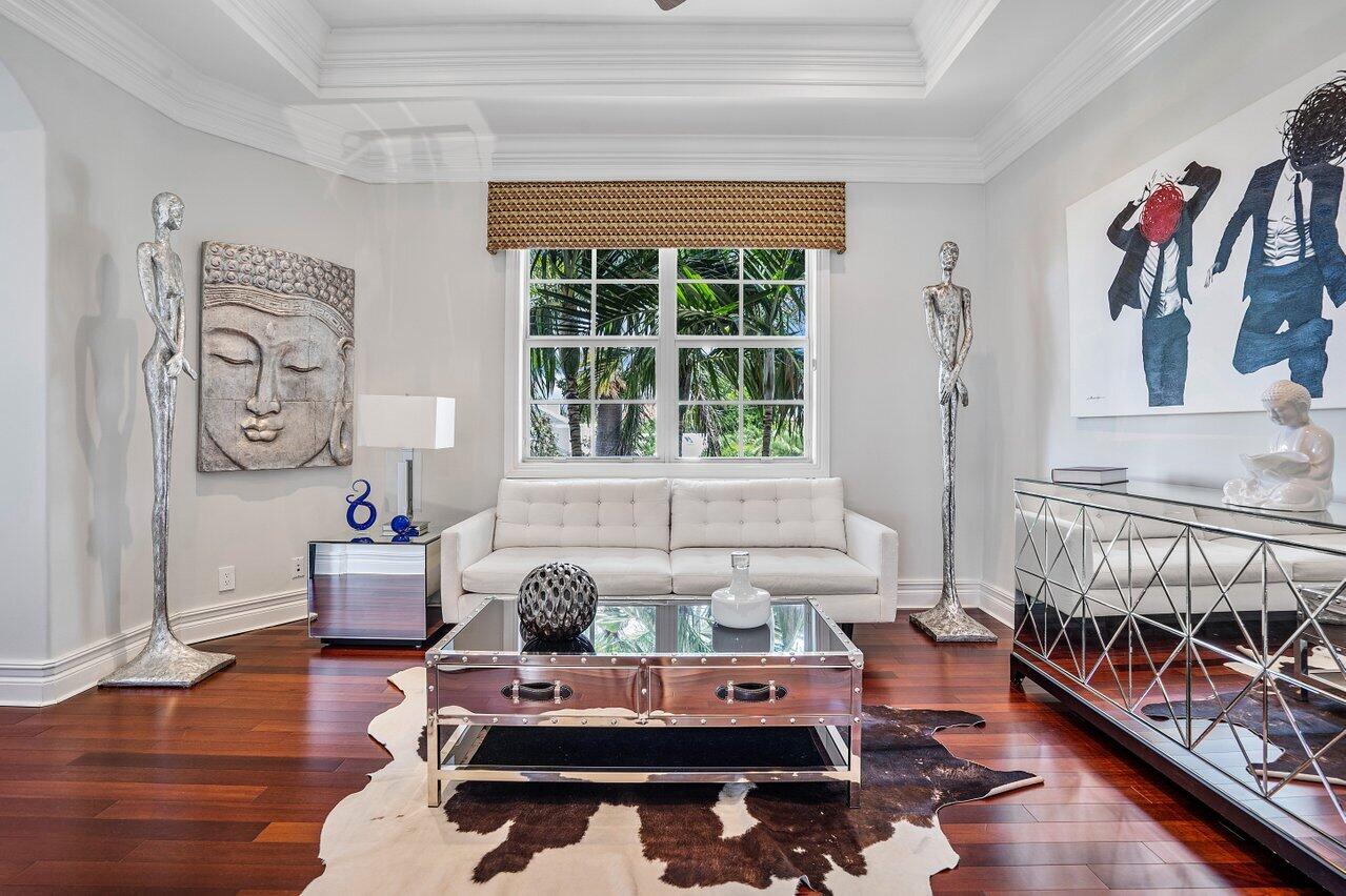 TROPIC ISLE - Residential