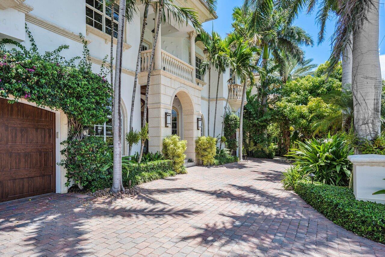 TROPIC ISLE - Residential